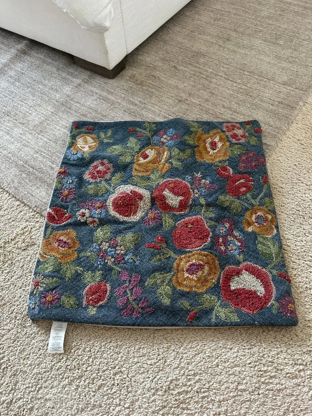 POTTERY BARN Christa Floral Embroidered Pillow Cover 24